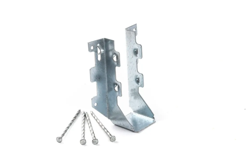 Metal joist hanger